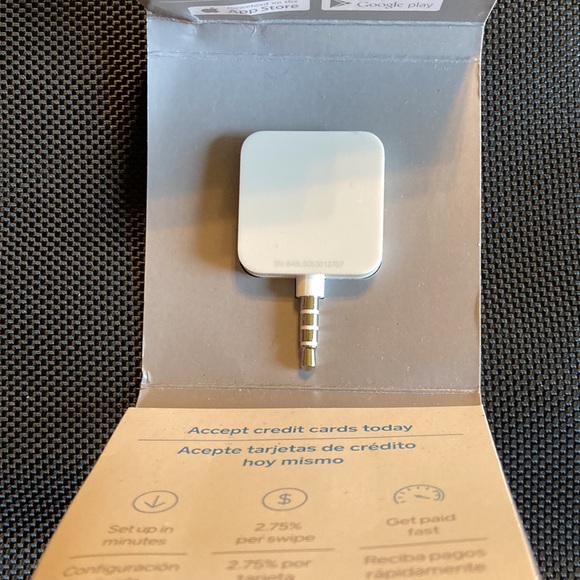 Square Reader for Magnetic Stripe Cards - Picture 4 of 4